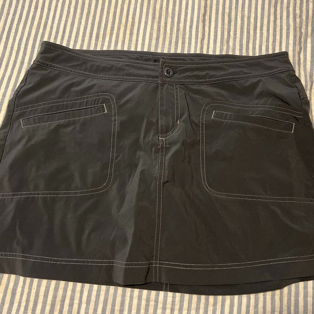 Prana Skort